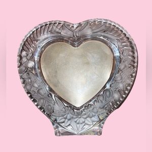 Vintage Japan Large Heavy Lead Crystal Glass Heart Freestanding Picture Frame